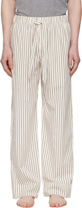 Photo: Tekla Brown & Off-White Poplin Pyjama Pants