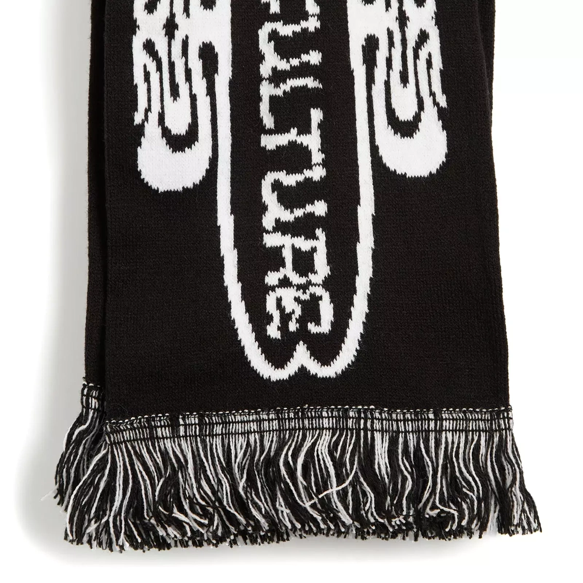 Bene Culture Metro Scarf in Black 