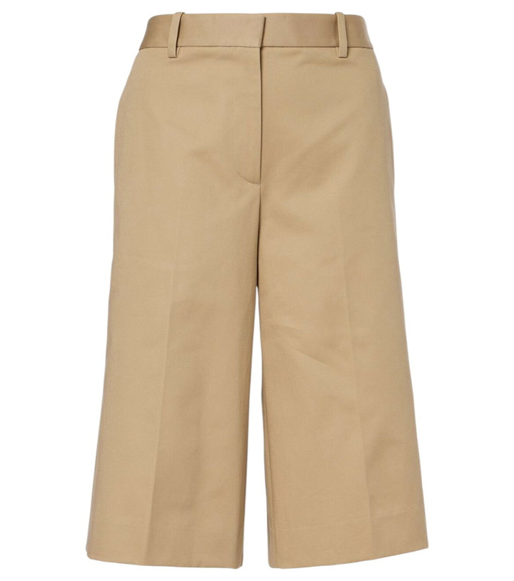 Photo: Nili Lotan Erza cotton shorts
