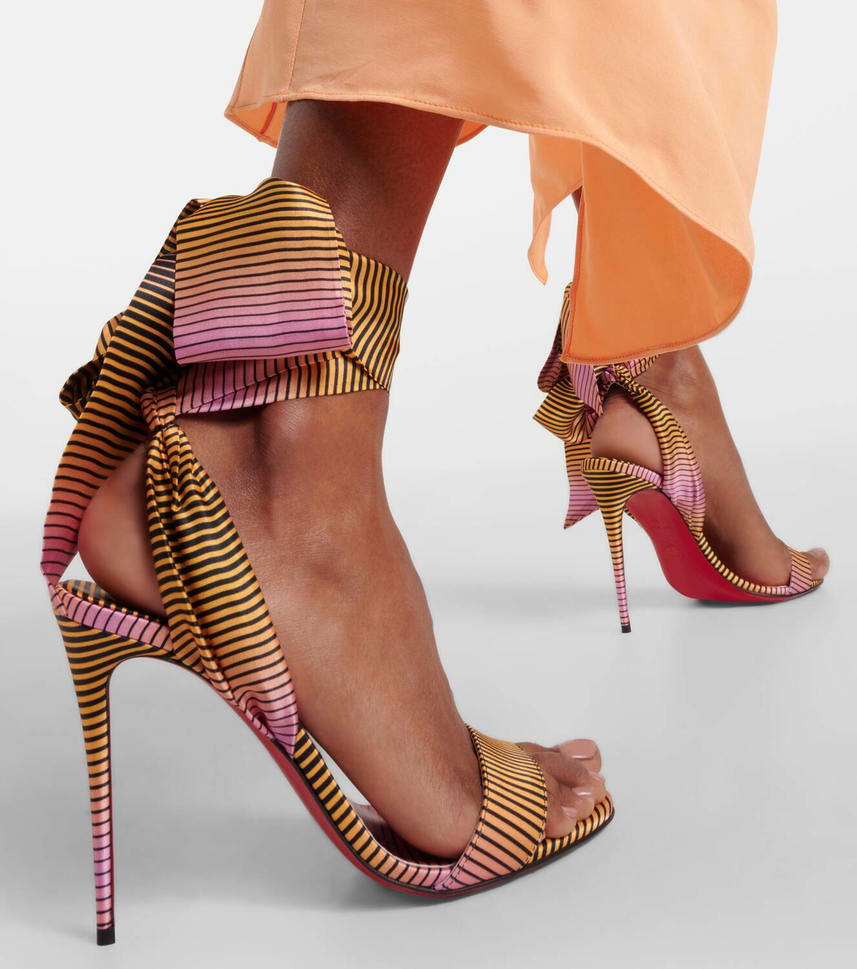 サンダル・ミュール Sandale Du Desert 100 satin crepe sandals Christian Louboutin Sandale Du Désert 100 crêpe satin