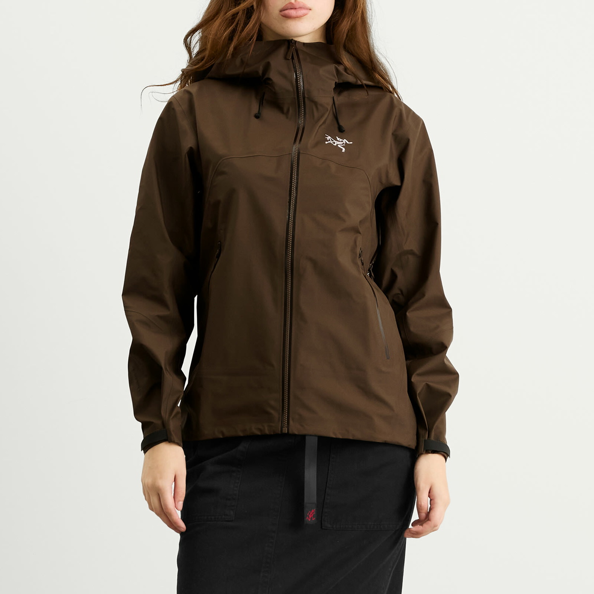Arc'teryx Women's Arcteryx Beta SL Jacket in Carob Arc'teryx