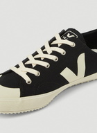Veja Nova Sneakers