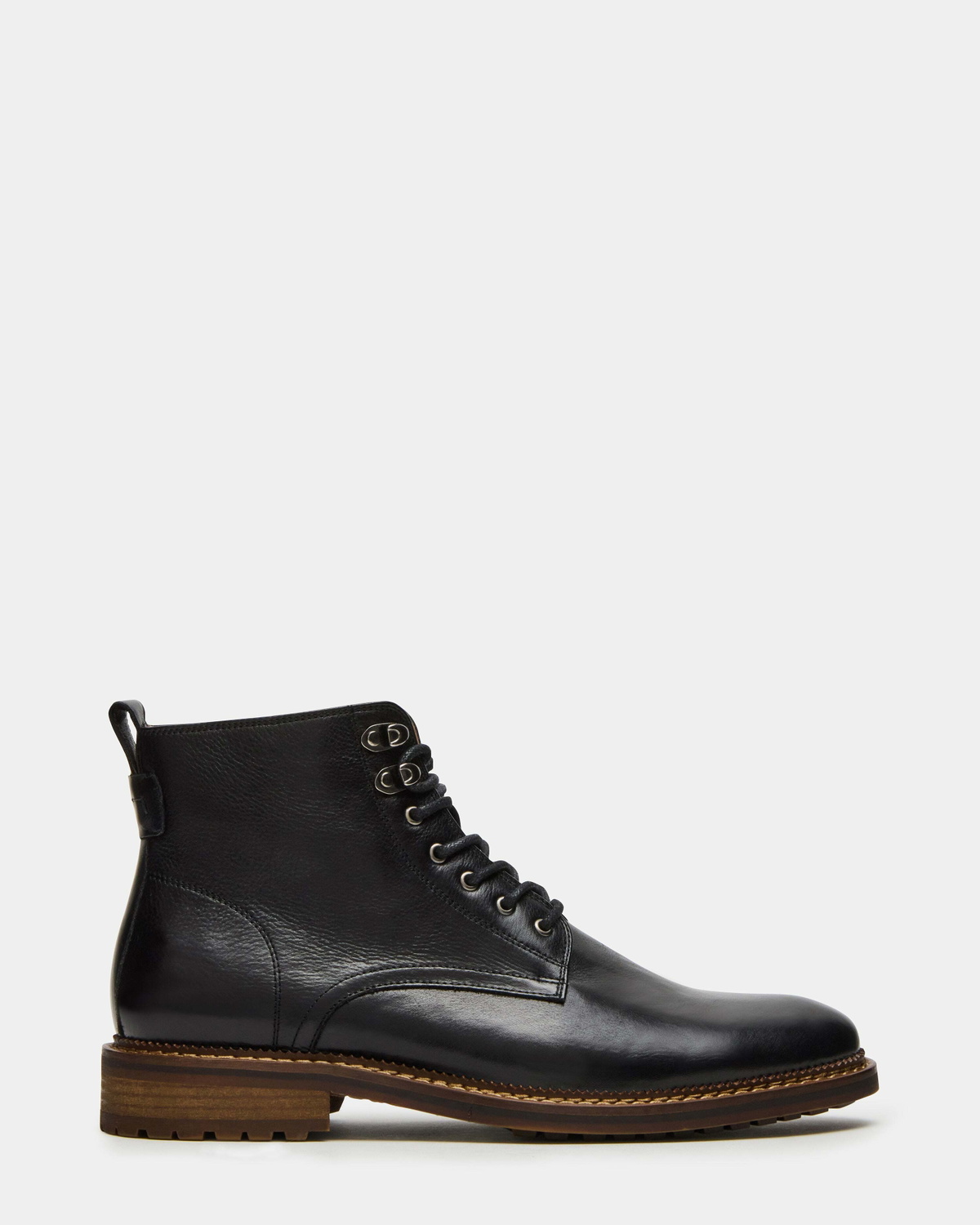 Steve Madden Noby Boots in Black