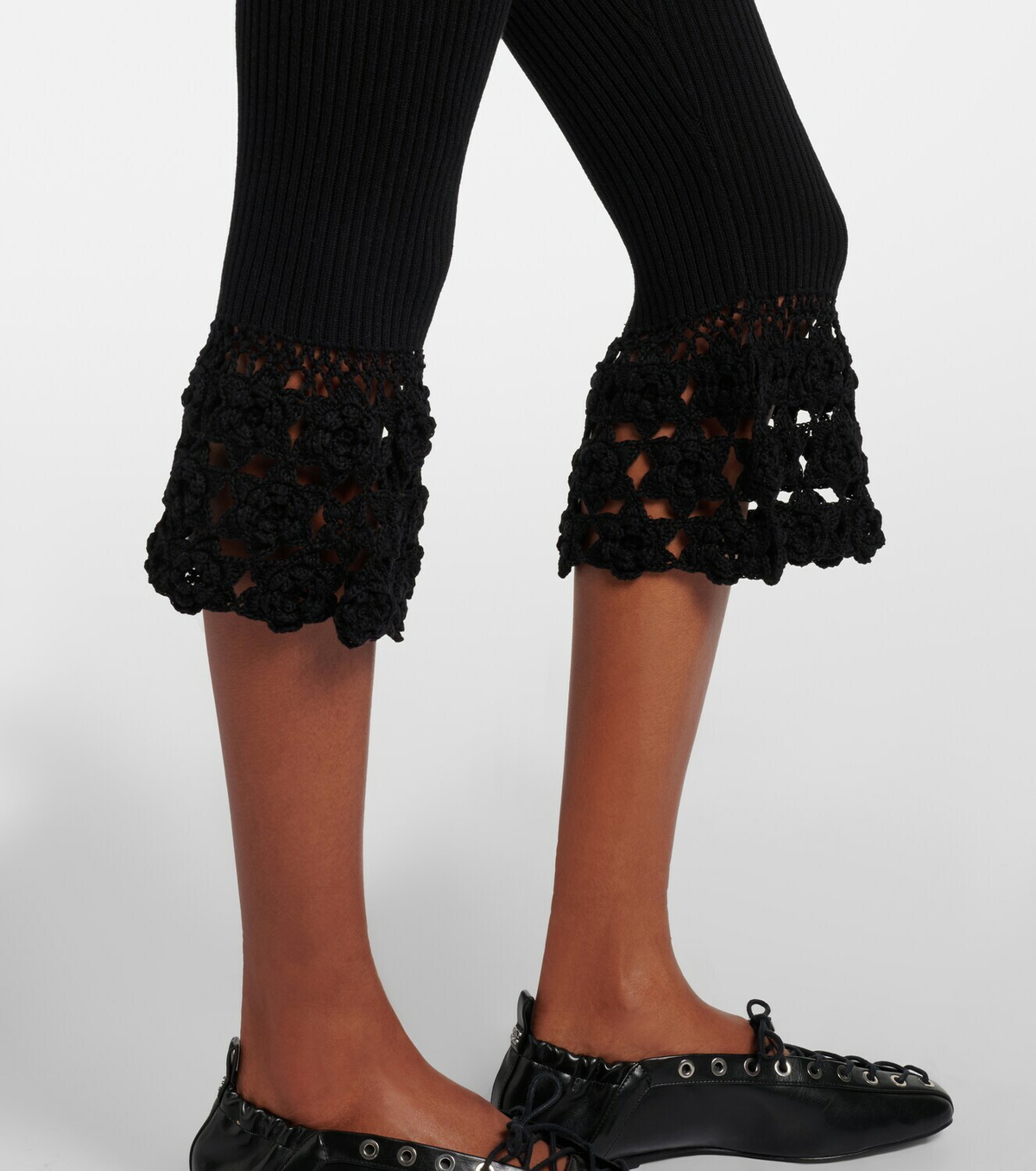 Ganni Crochet-trimmed ribbed cotton-blend capri pants