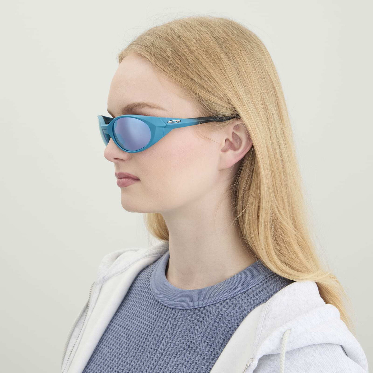 Oakley Eye Jacket Redux Sunglasses in Mt Balsam/Prizm Snow Sapphire 