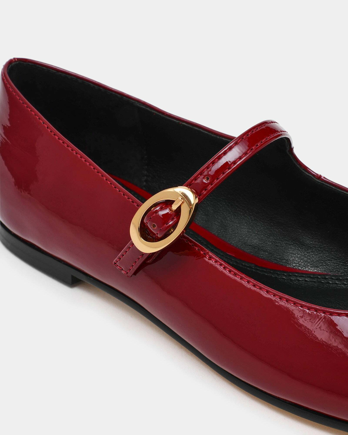 Steve Madden Lolli Flats in Burgundy Patent