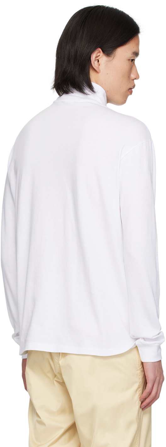 AURALEE White Seamless Turtleneck