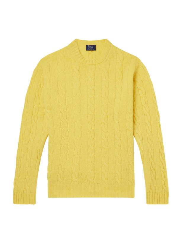 Photo: William Lockie - Cable-Knit Wool Sweater - Yellow