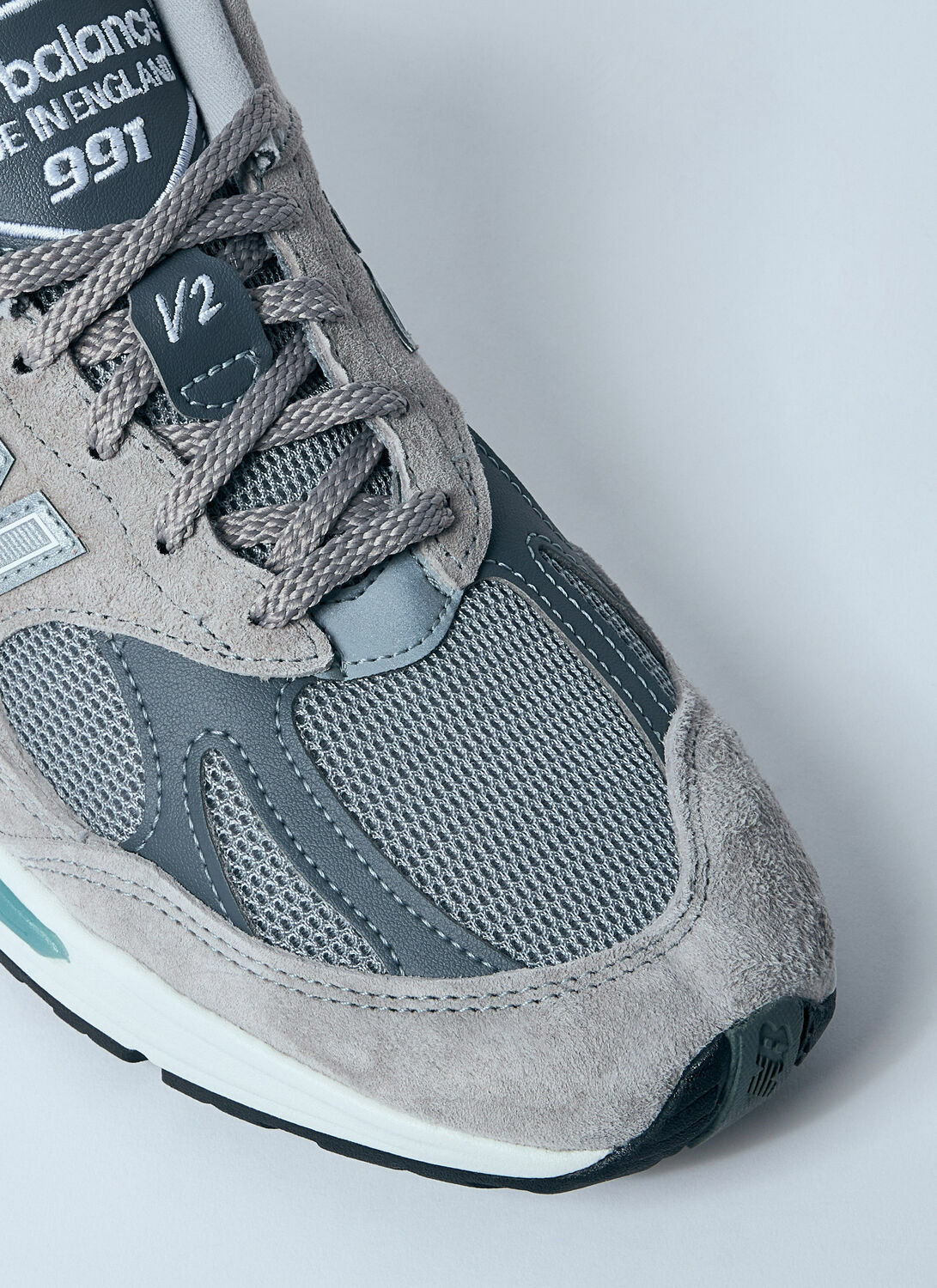 New Balance 991v2 Sneakers