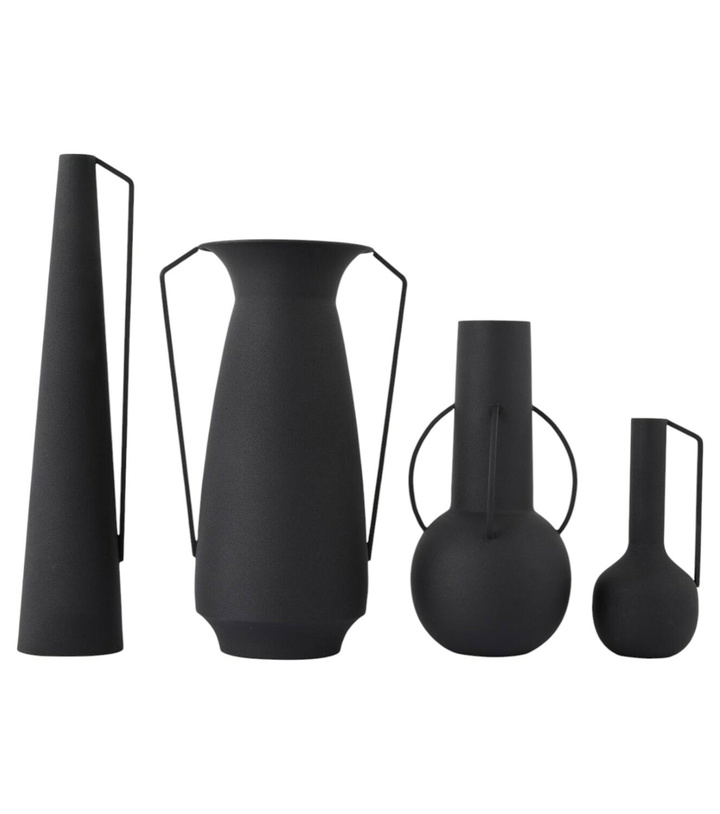 Photo: Polspotten Roman set of 4 vases