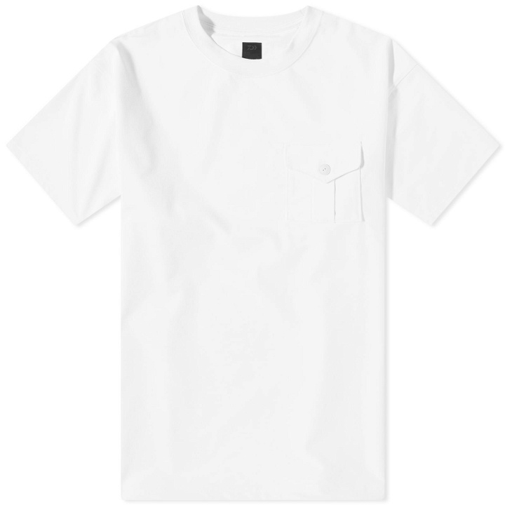 Photo: DAIWA Men's Tech Mil Pocket T-Shirt in White