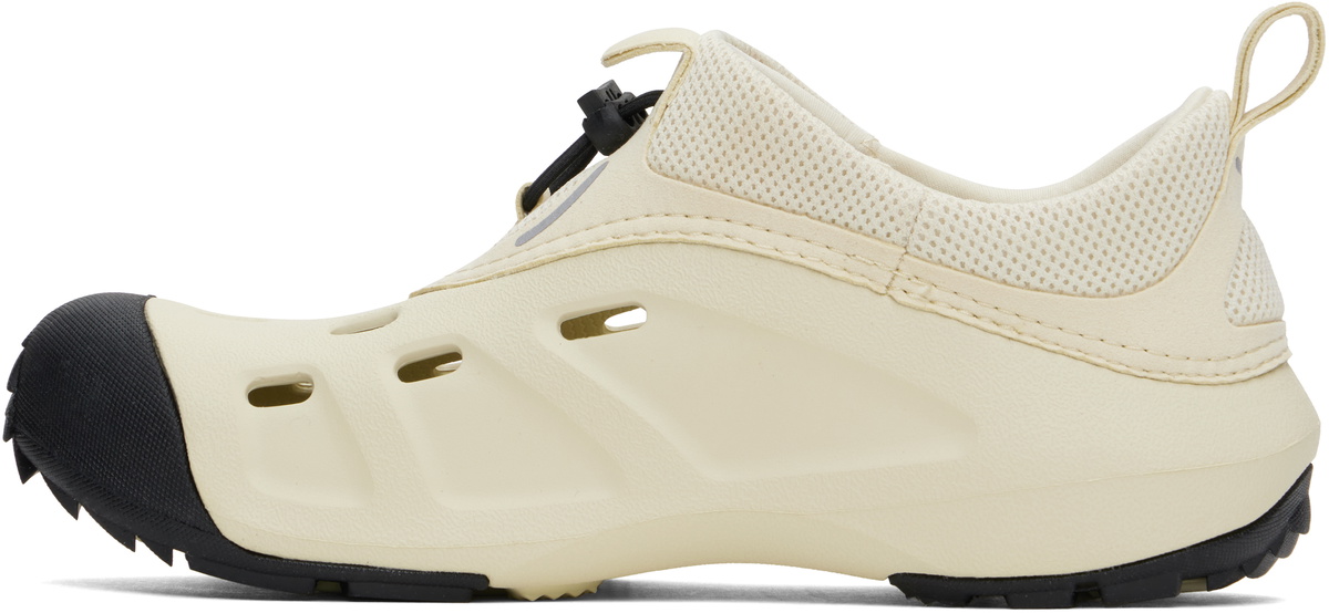 Crocs Beige Crocs Quick Trail Low Sneakers