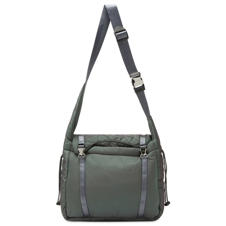 Photo: ARCS FLOW Messenger Bag in Mercury 