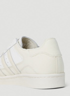 adidas - Superstar 82 Sneakers in Cream