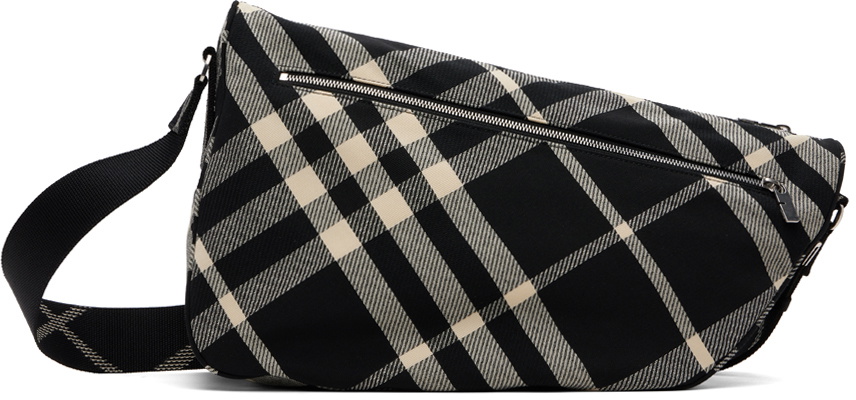 BURBERRY ブラック ナイロン バッグ BURBERRY バーバリー ショルダーバッグ ナイロン ブラック