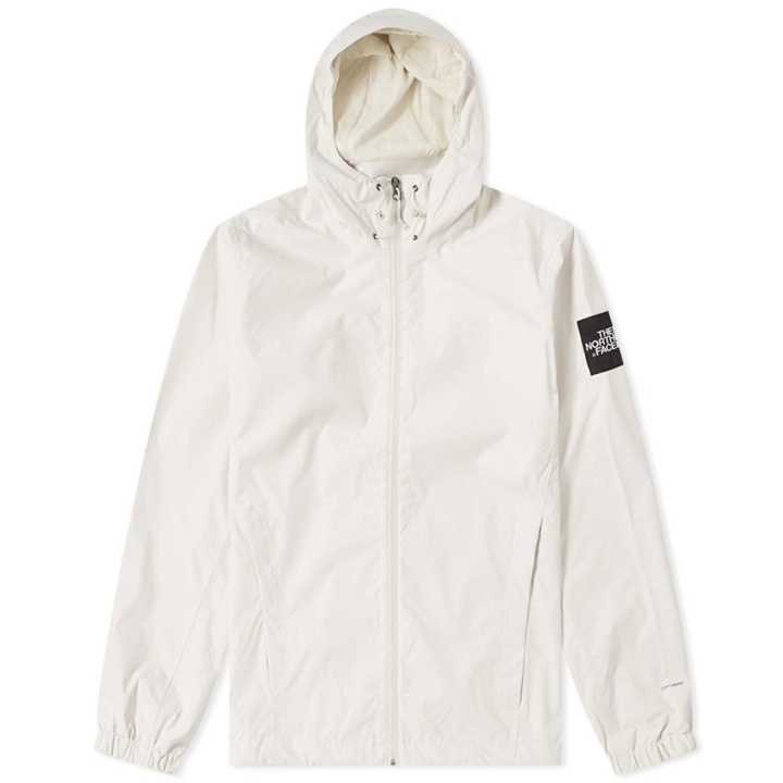 Photo: The North Face 1990 Mountain Q Jacket White