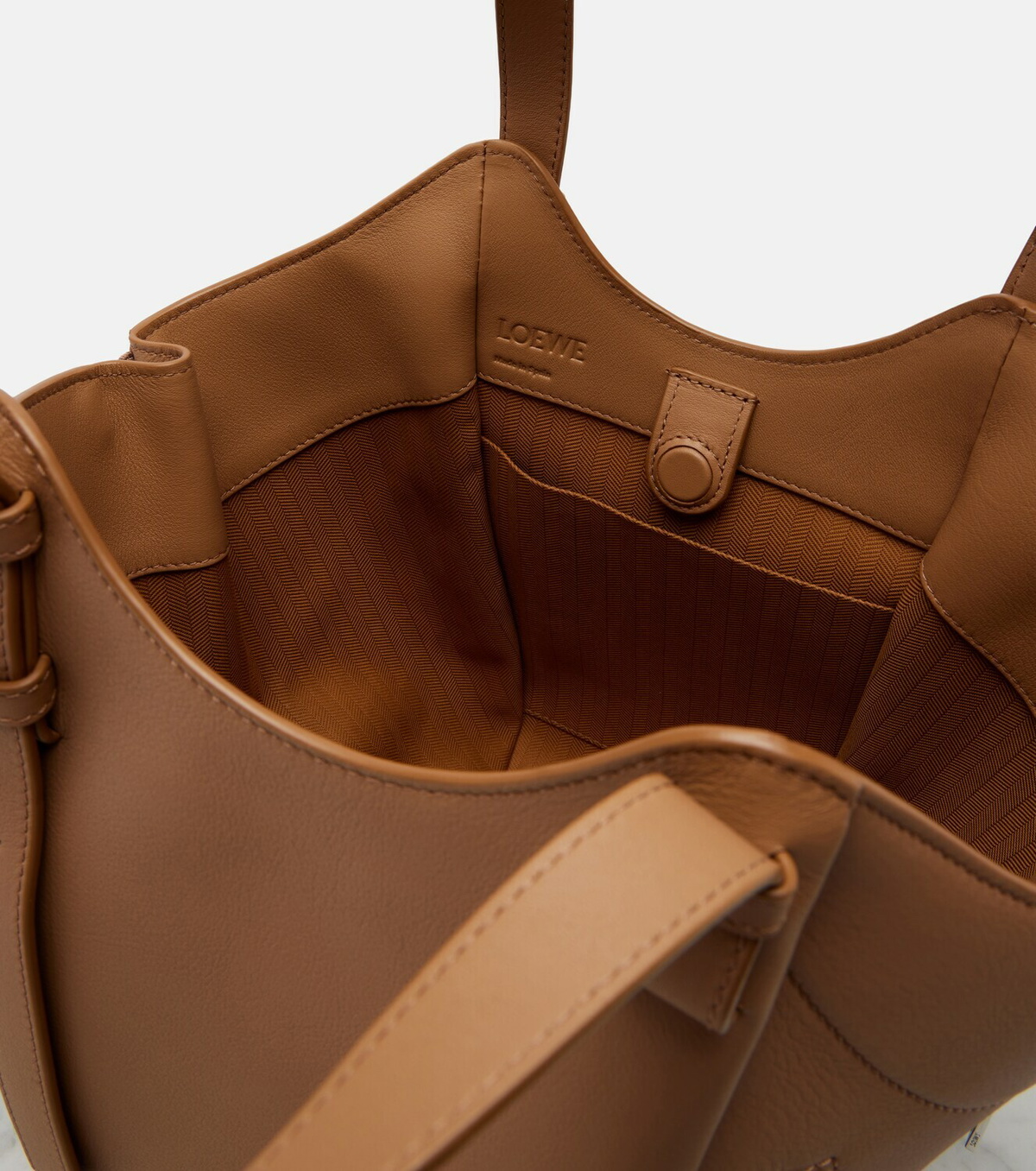 Loewe Hammock Flip Medium leather tote bag