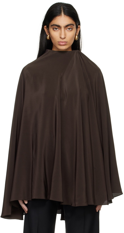 Photo: Marie Adam-Leenaerdt Brown Cape Blouse
