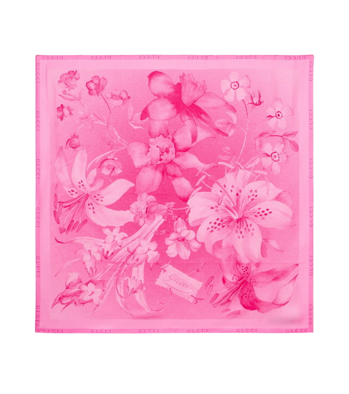 Photo: Gucci Gucci Flora silk twill scarf
