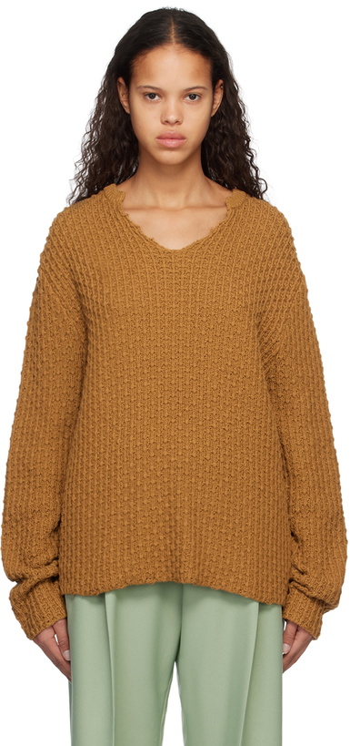 Photo: Stockholm (Surfboard) Club Brown V-Neck Sweater