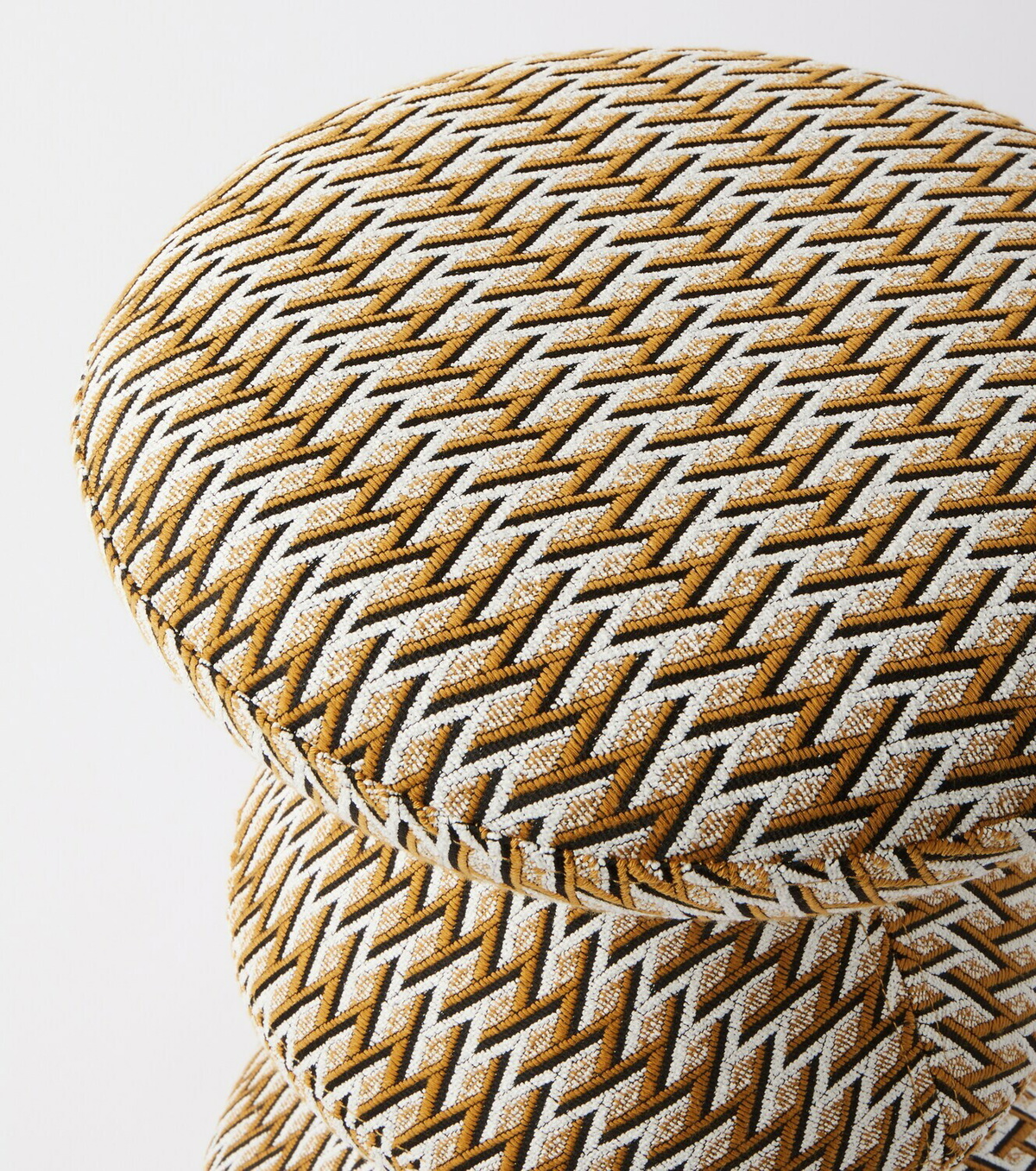 Polspotten Zig Zag stool