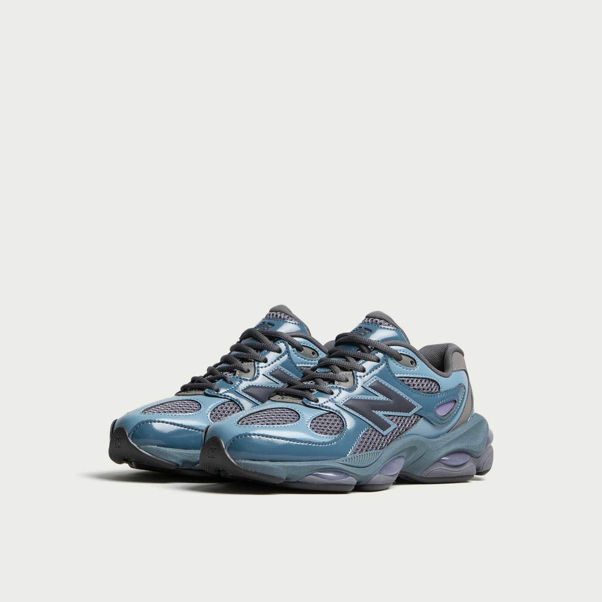 New Balance 983 Sneaker in Shadow Blue/Zinc Blue