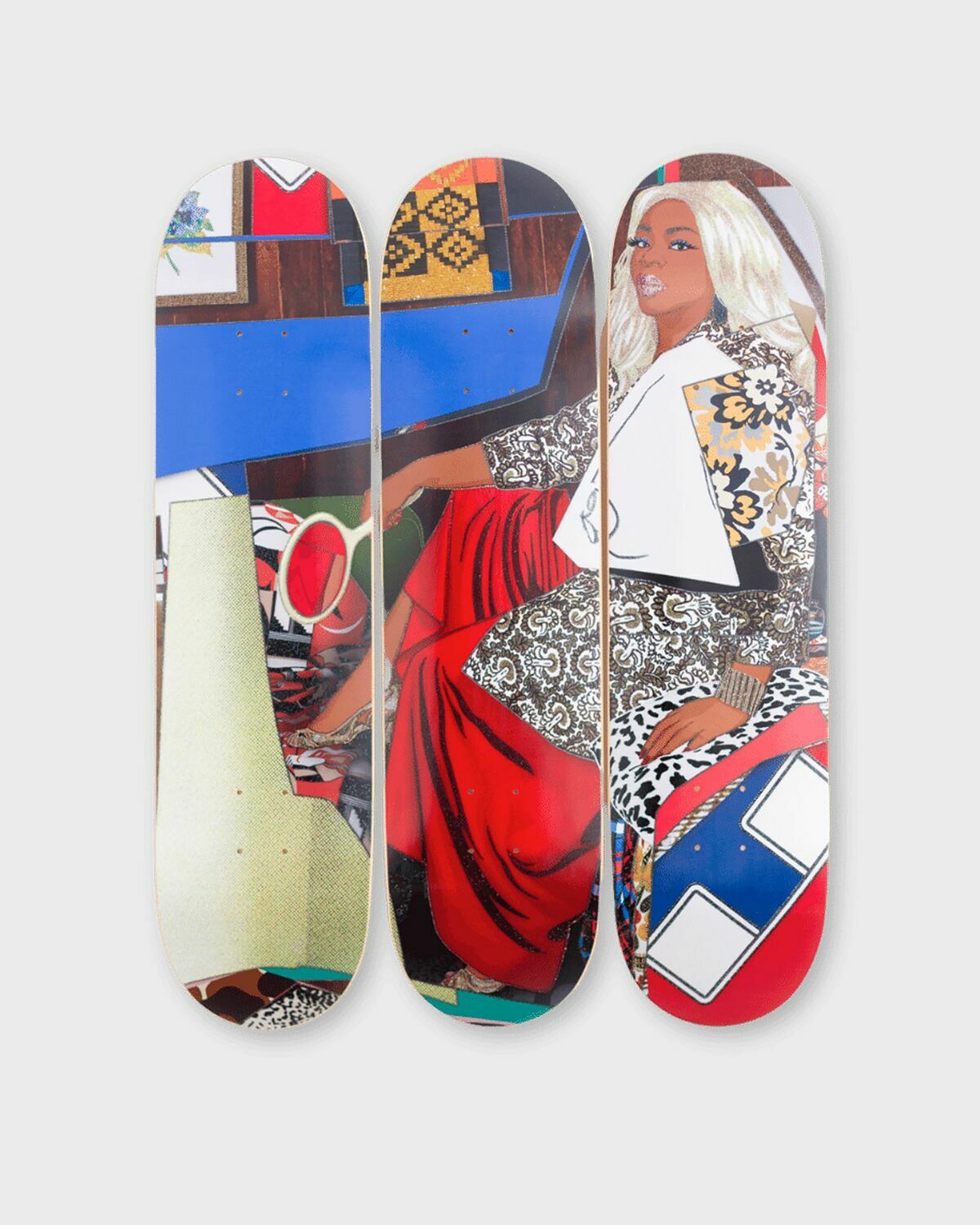 The Skateroom Mickalene Thomas Din Avec La Main Dans Le Miroir Et Jupe Rouge Multi Home Deco
