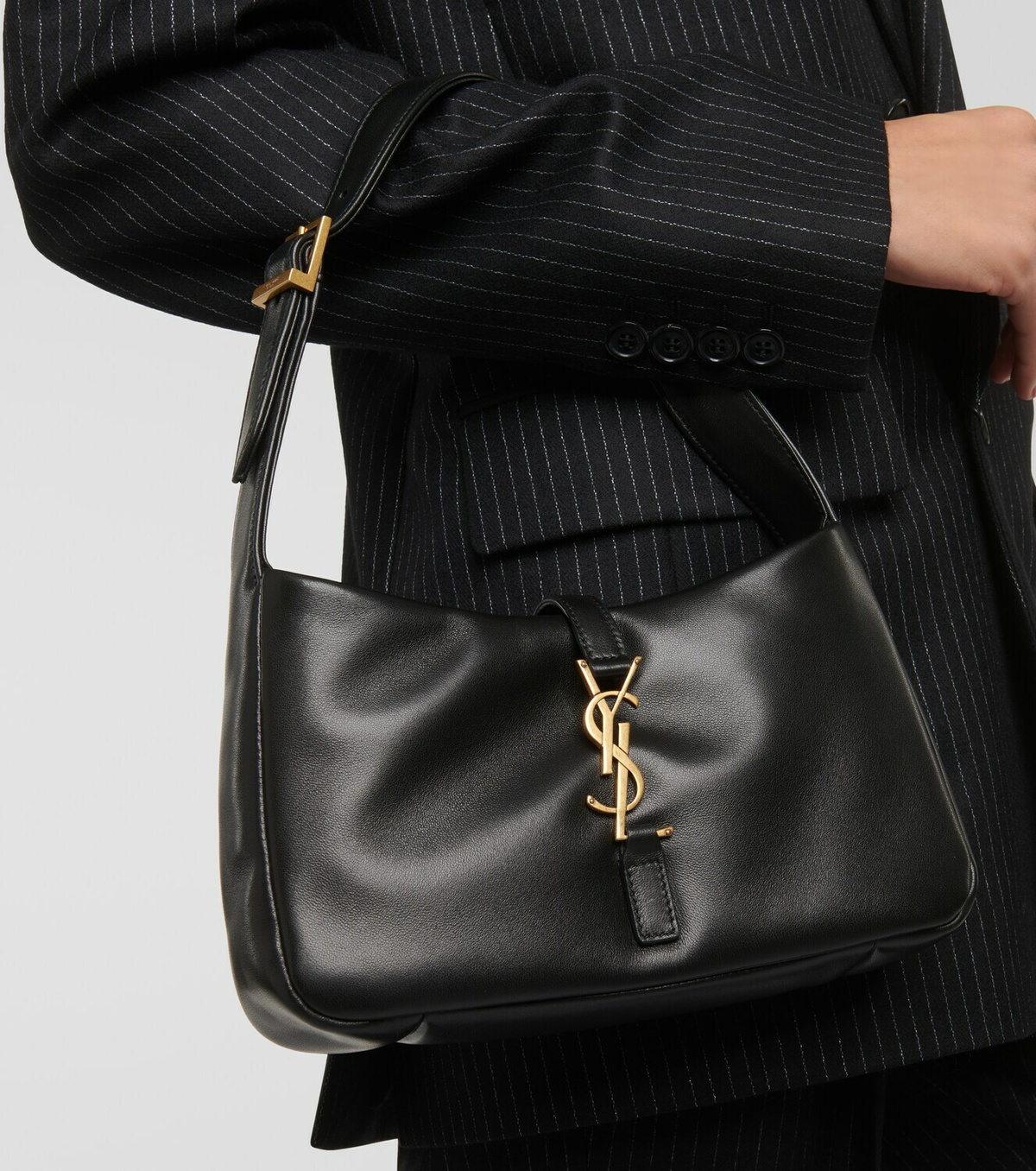 Saint Laurent Le 5 à 7 padded leather shoulder bag Saint Laurent