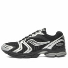 Saucony Progrid Triumph 4 Sneaker in Black/Silver