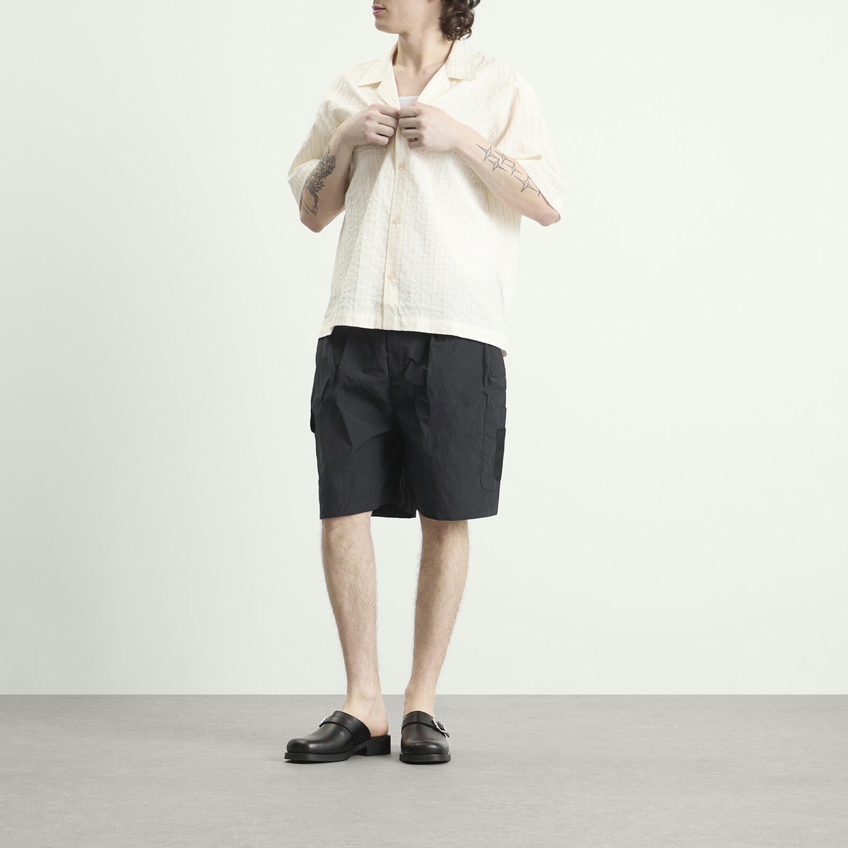 A Kind of Guise Men's Samata Vacation Shirt in Structured Natural Stripes