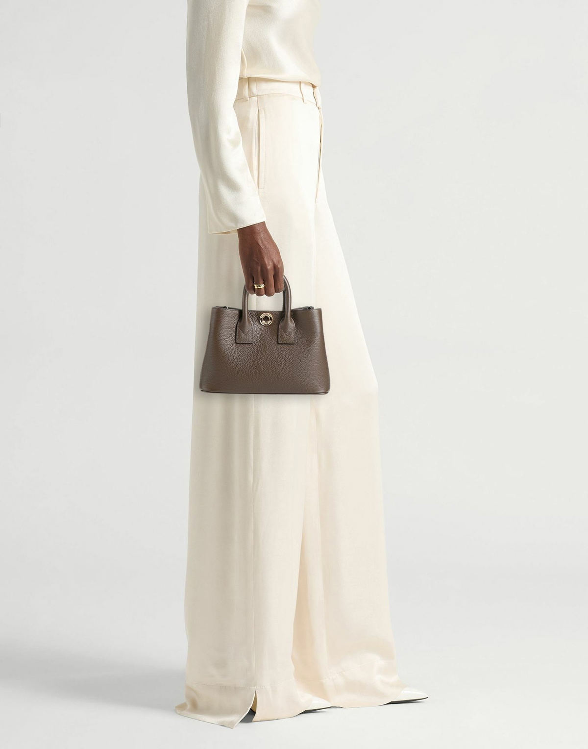 Burberry Womens Handbag Chocolate in Brown
