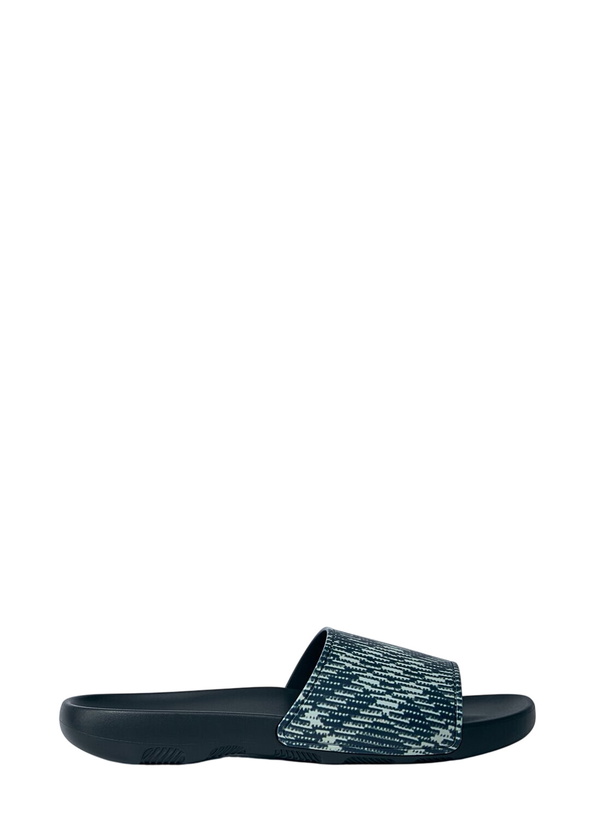 Photo: Burberry Check Dive Slides