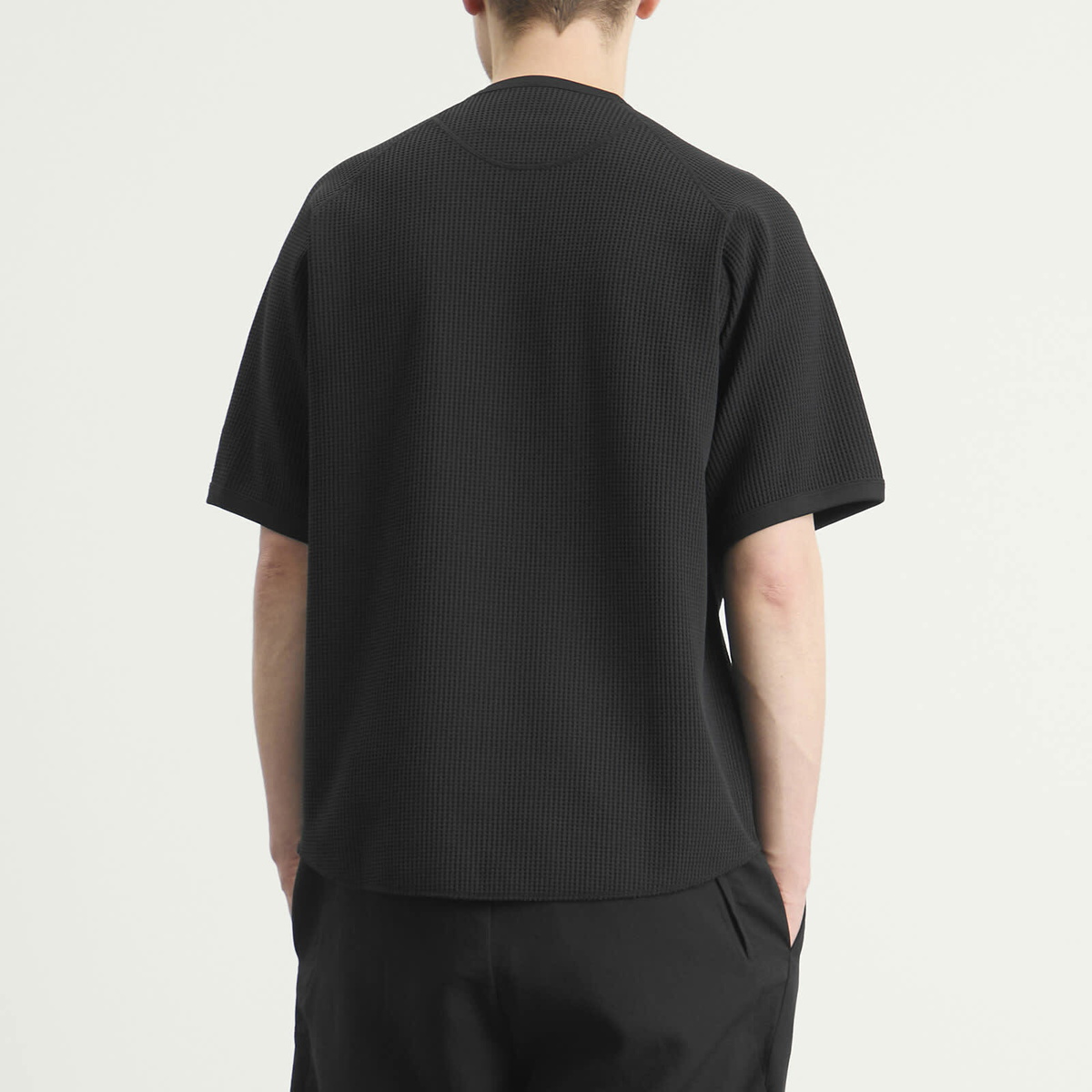 Goldwin Men's Waffle Light T-Shirt in Black