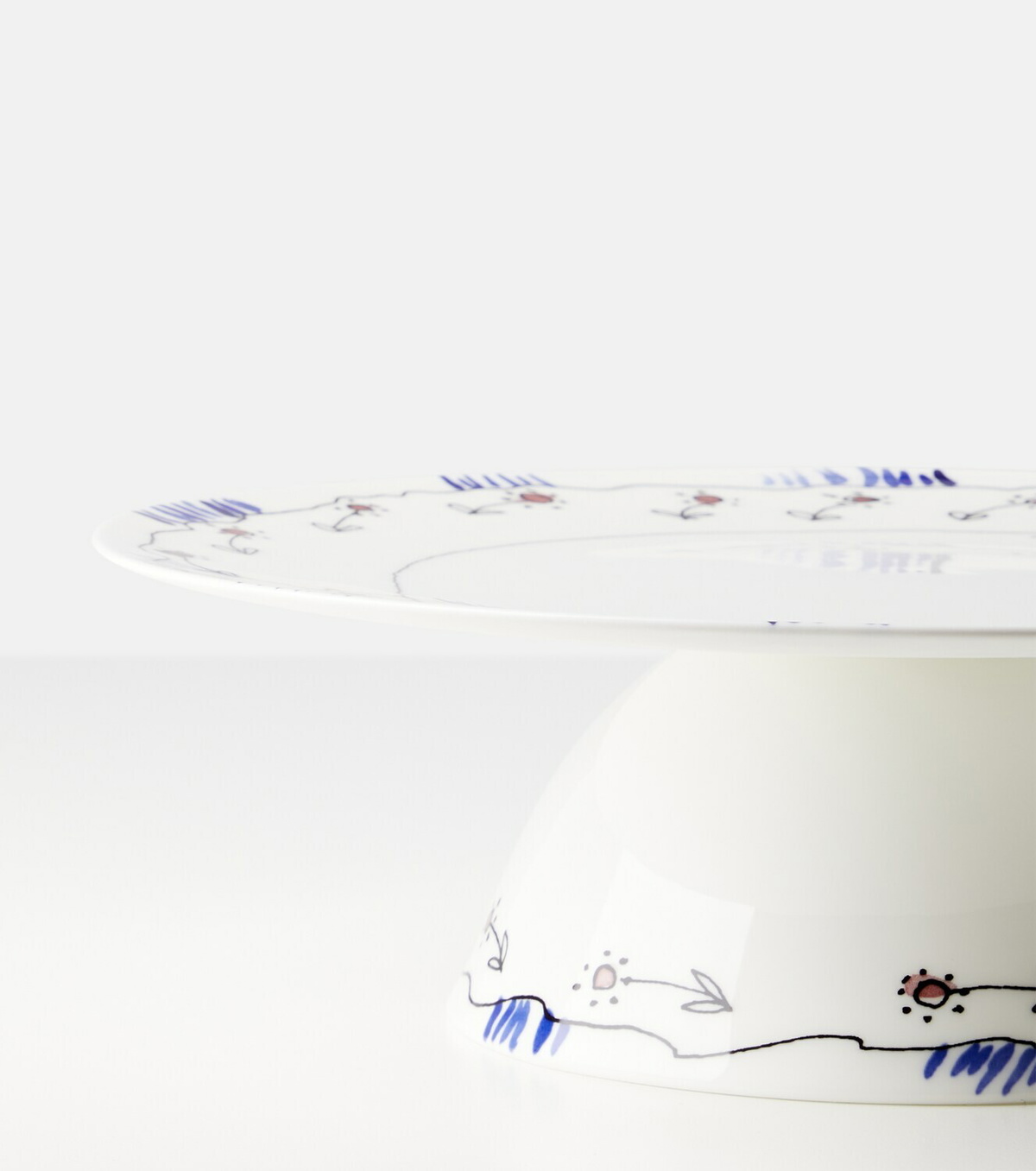 Serax Midnight Flowers Anemone Milk porcelain cake stand by Marni