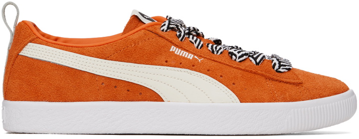 Photo: AMI Alexandre Mattiussi Orange Puma Edition VTG Sneakers