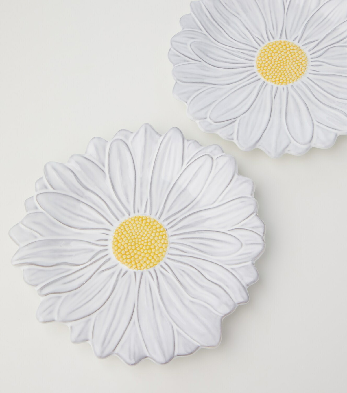 Bordallo Pinheiro Maria Flor Daisy set of 4 earthenware dessert plates