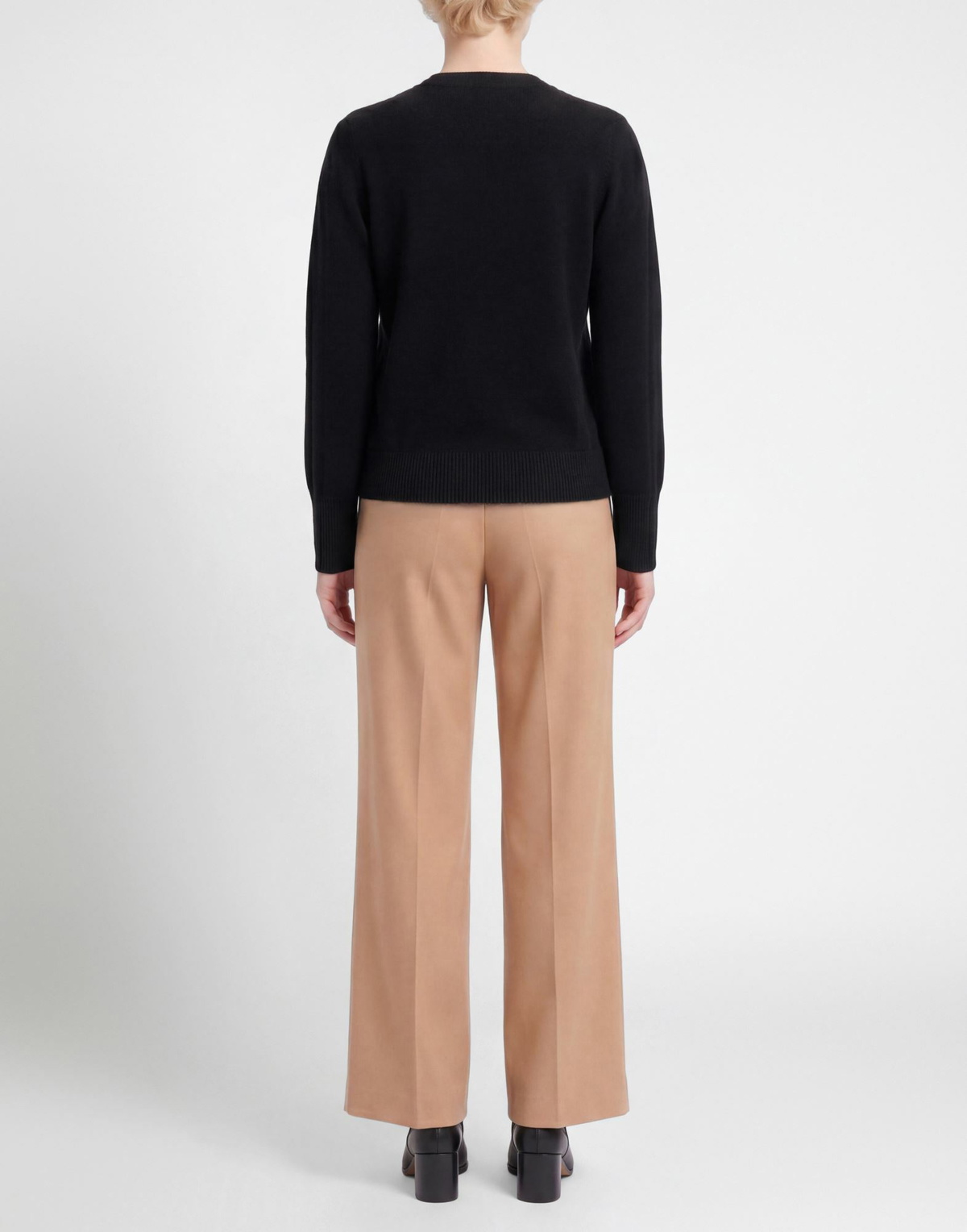 Vince. Womens Cardigan in Black