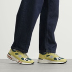 New Balance 991v2 Sneaker in Green