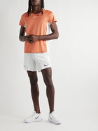 Nike Tennis - Court Advantage Slim-Fit Dri-FIT Tennis T-Shirt - Orange