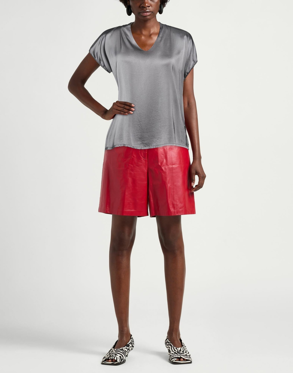Manila Grace Womens Top in Grey