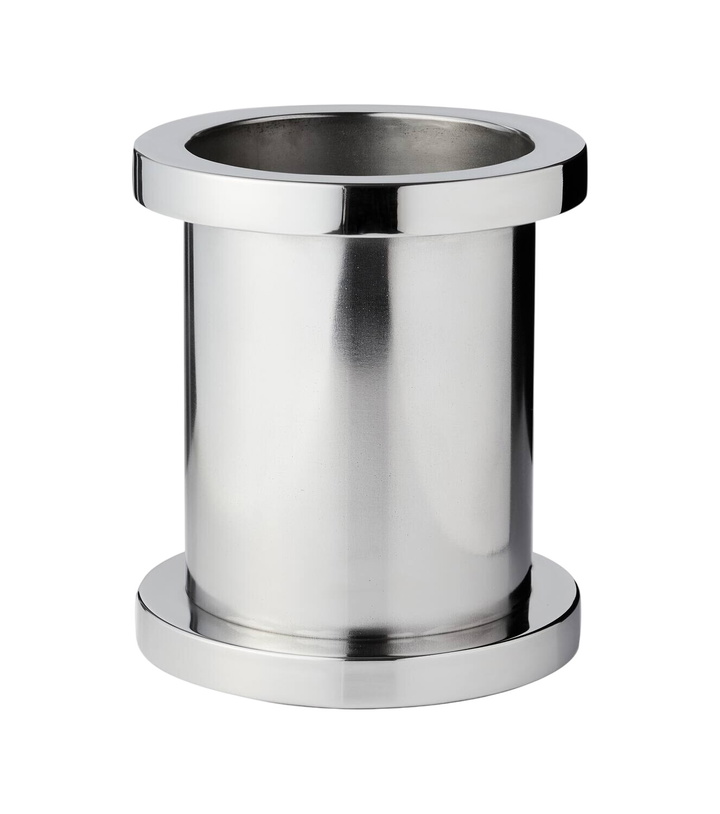 Photo: Louise Roe Stainless steel ice bucket