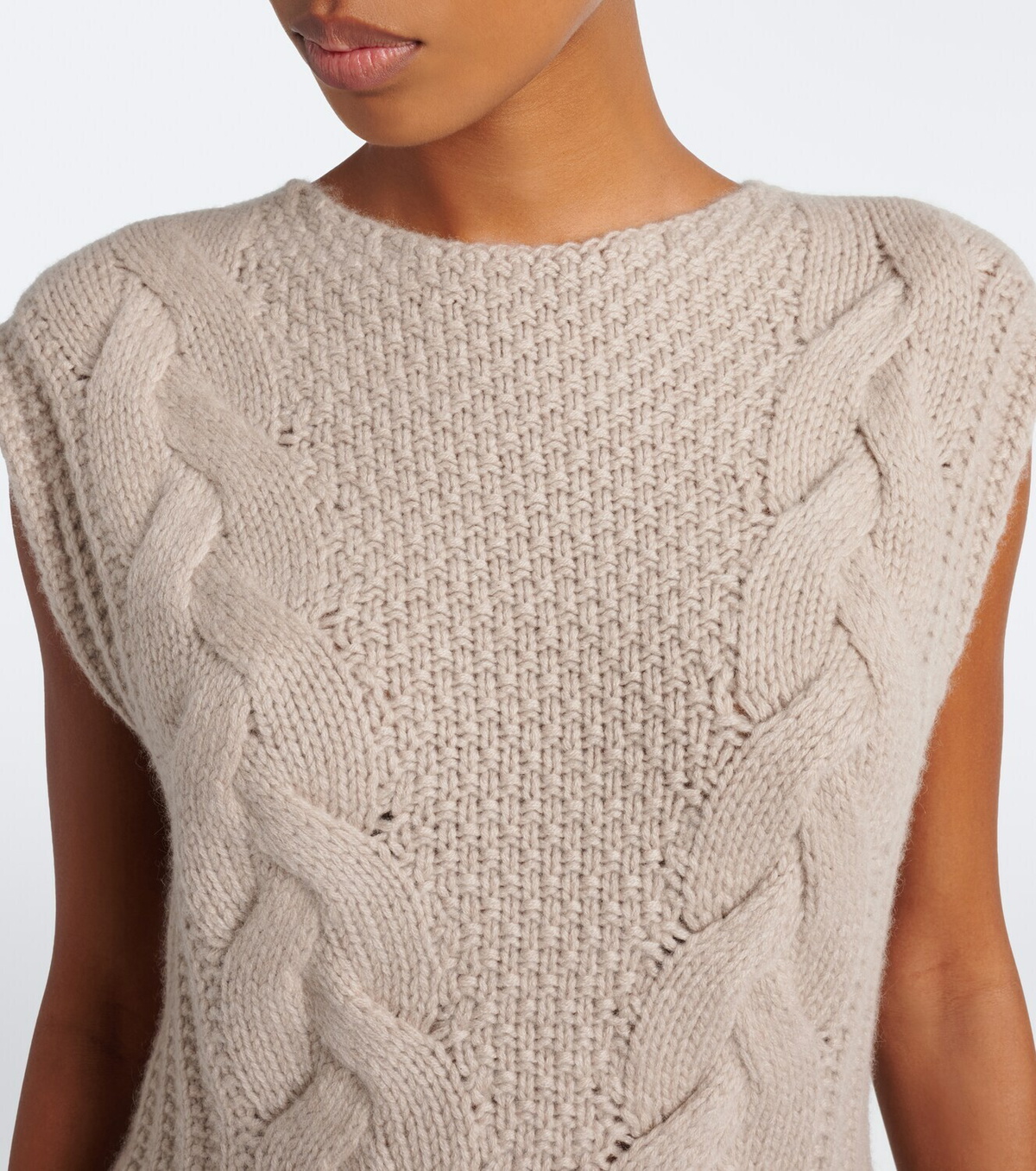 Lisa Yang Signy cable-knit peplum cashmere top