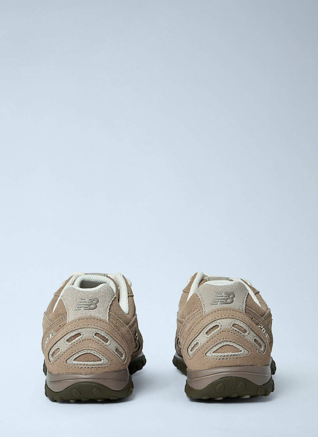 New Balance 204L Sneakers