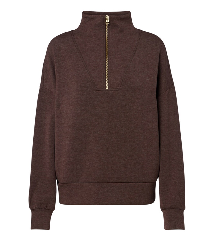 Photo: Varley Hawley jersey sweatshirt