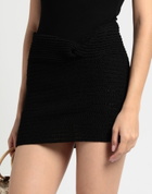 The Mannei Womens Mini skirt in Black
