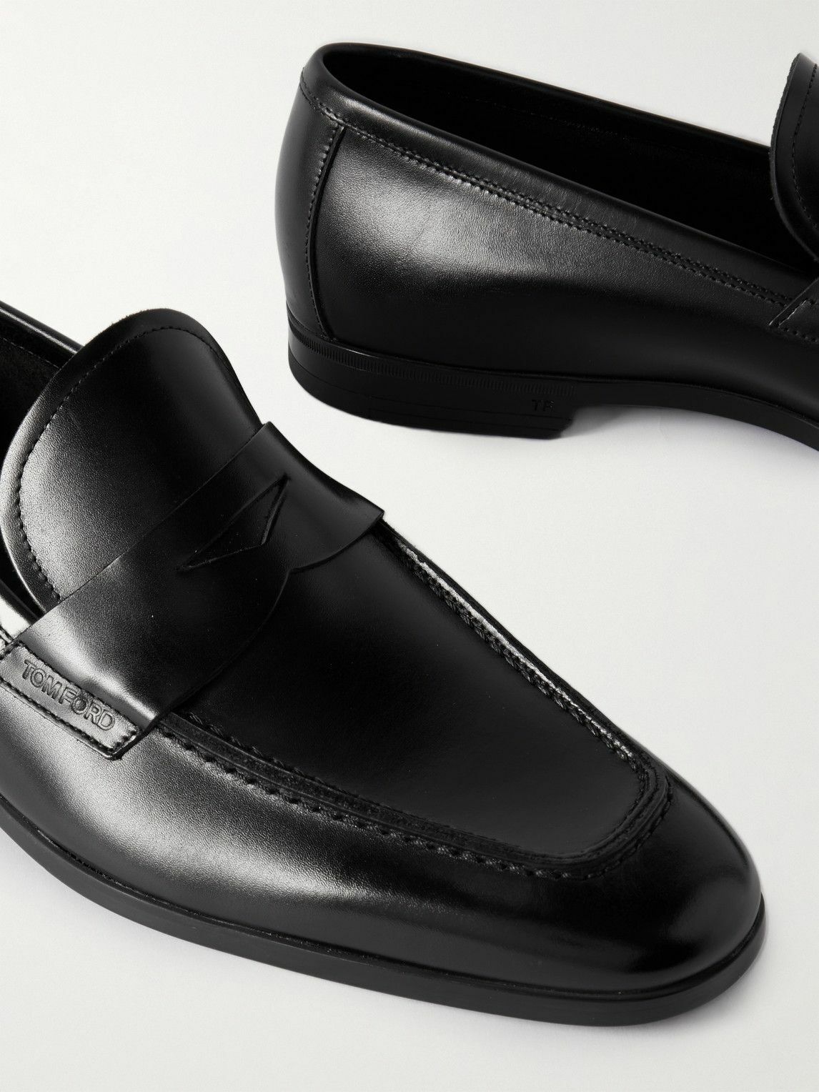 Tom Ford Black Leather Slip-On Penny Loafers 20936861_51407706_600.jpg main image 3