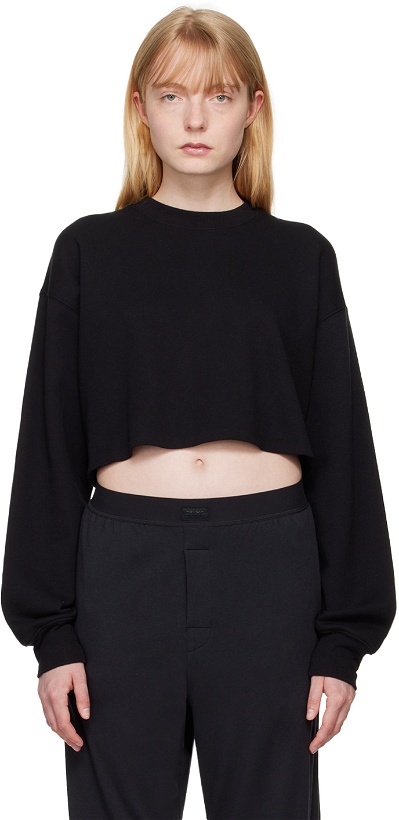 Photo: SKIMS Black Cotton Fleece Cropped Sweatshirt