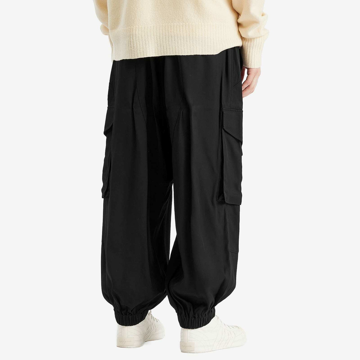 Y-3 Men's Cargo Joggers in Black Y-3