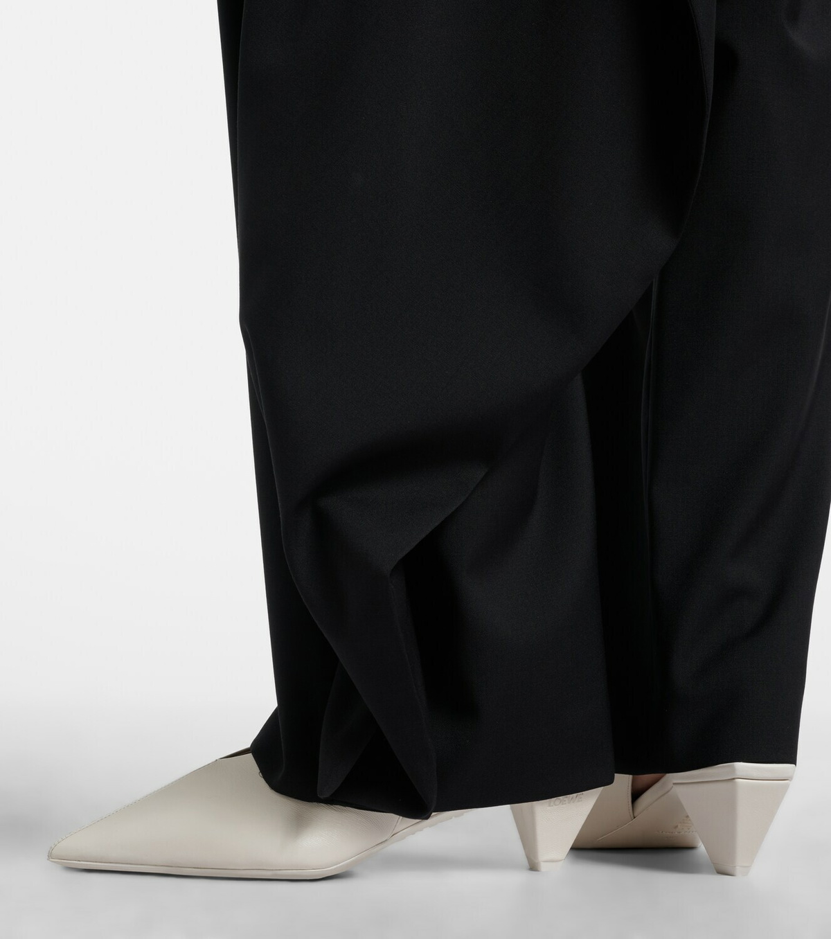 Loewe Origami Cubic leather slingback pumps