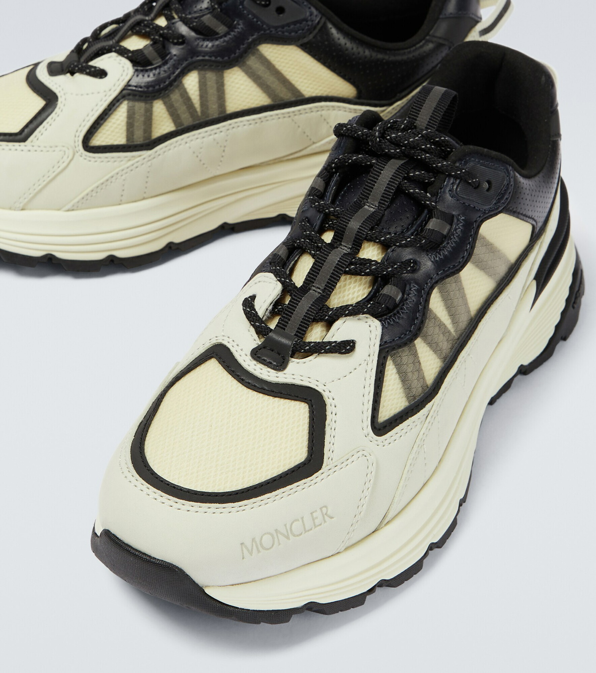 【MONCLER】LITE RUNNER SNEAKERS 20526409_50560611_600.jpg